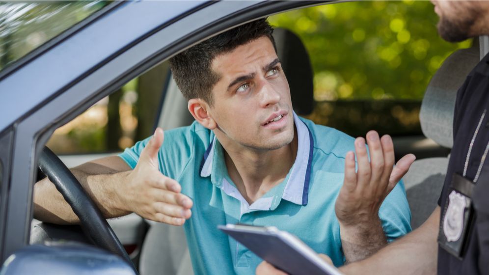 UPDATE | Decizie CCR: Amenzile pentru încălcarea ordonanțelor militare sunt neconstituționale