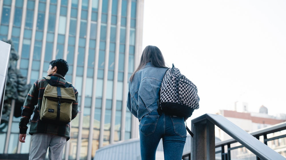 România, codașa UE la absolvenții de facultate: doar 23% dintre tinerii de 25-34 de ani au studii superioare