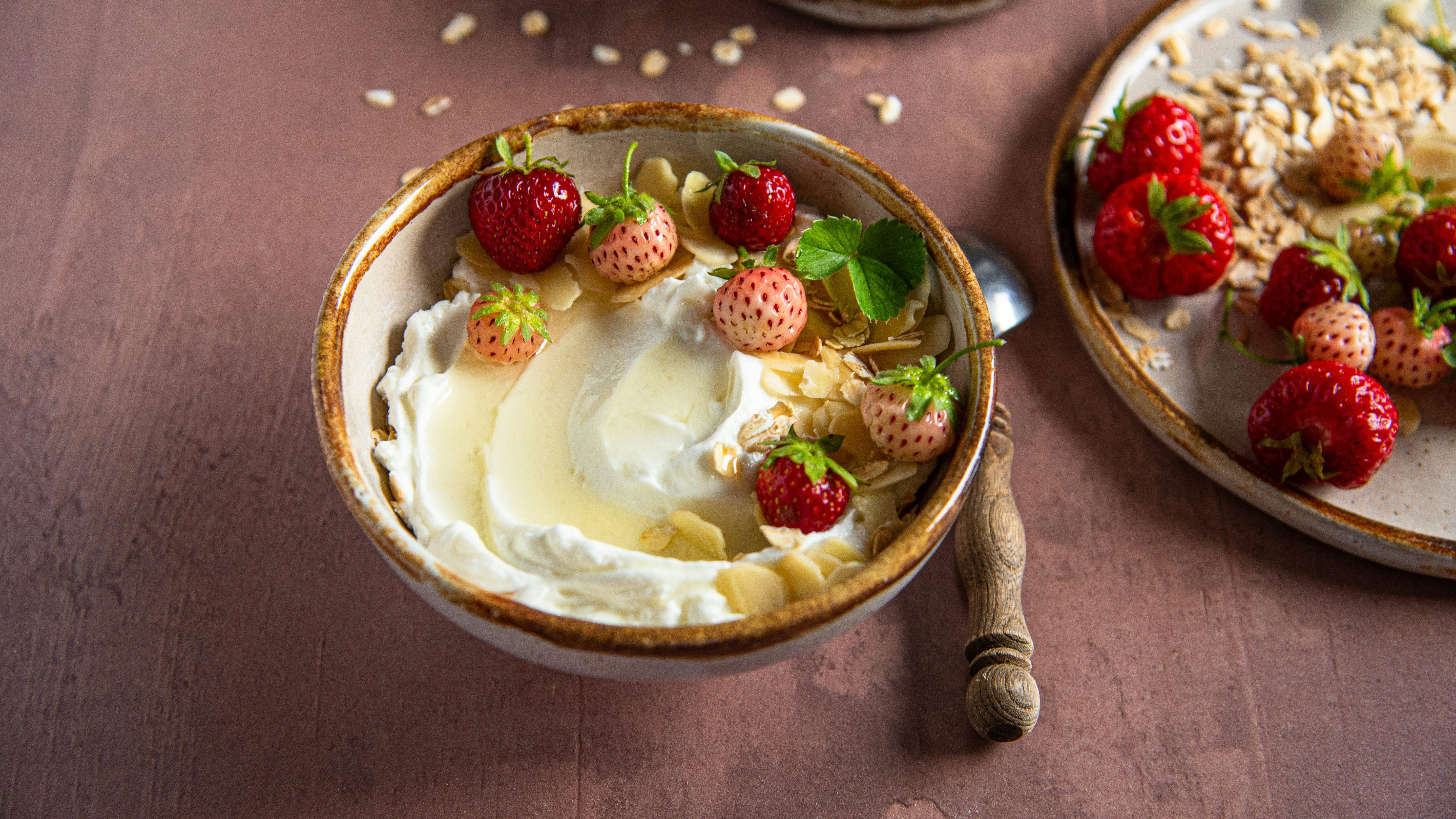 Care sunt beneficiile produselor lactate în alimentație și ce pot face cei intoleranți la lactoză?