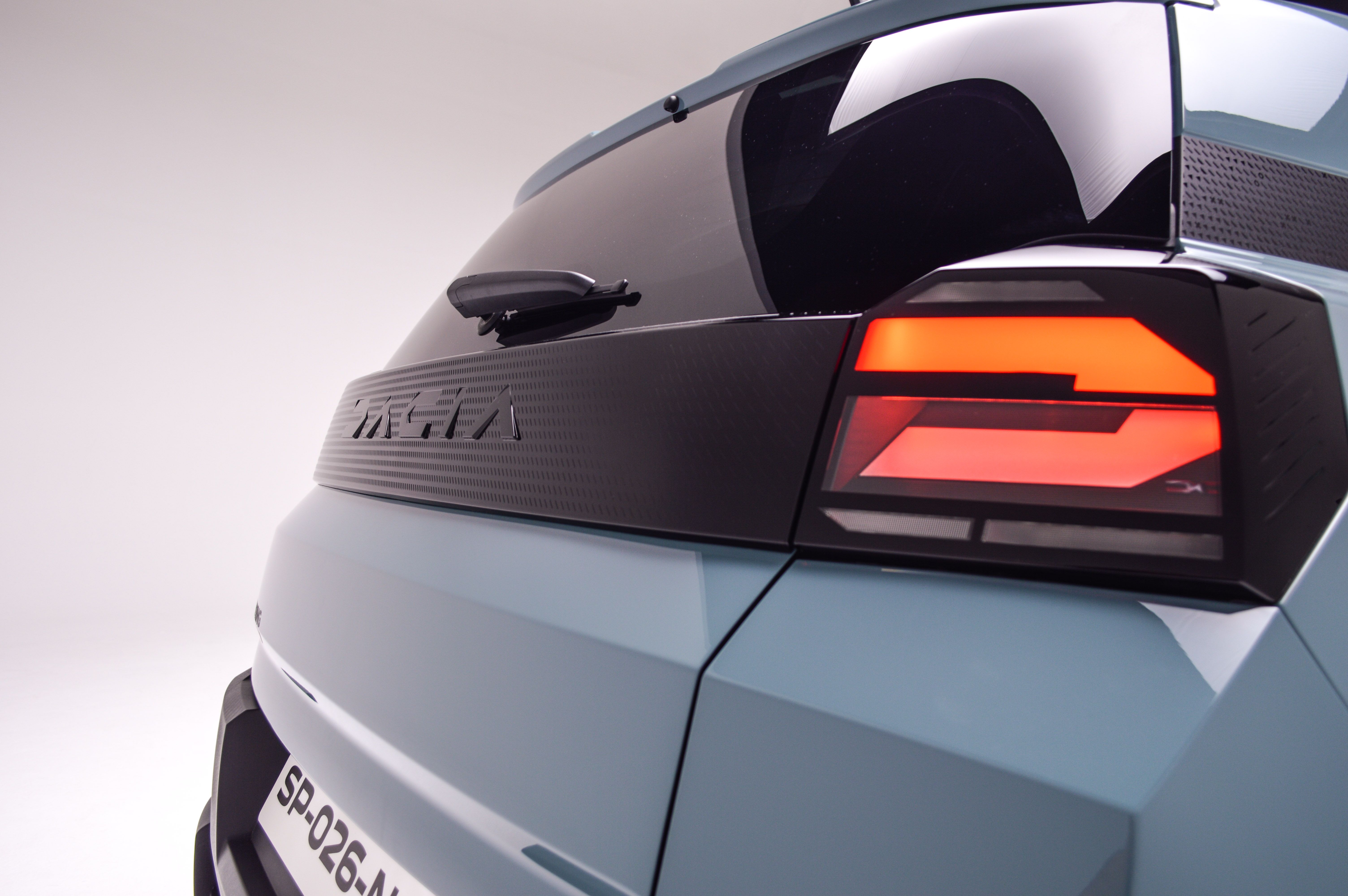 FOTO | Aceasta este noua Dacia Spring. Ce autonomie are, cât costă și cât de mare este noua Dacia electrică - Poza 18