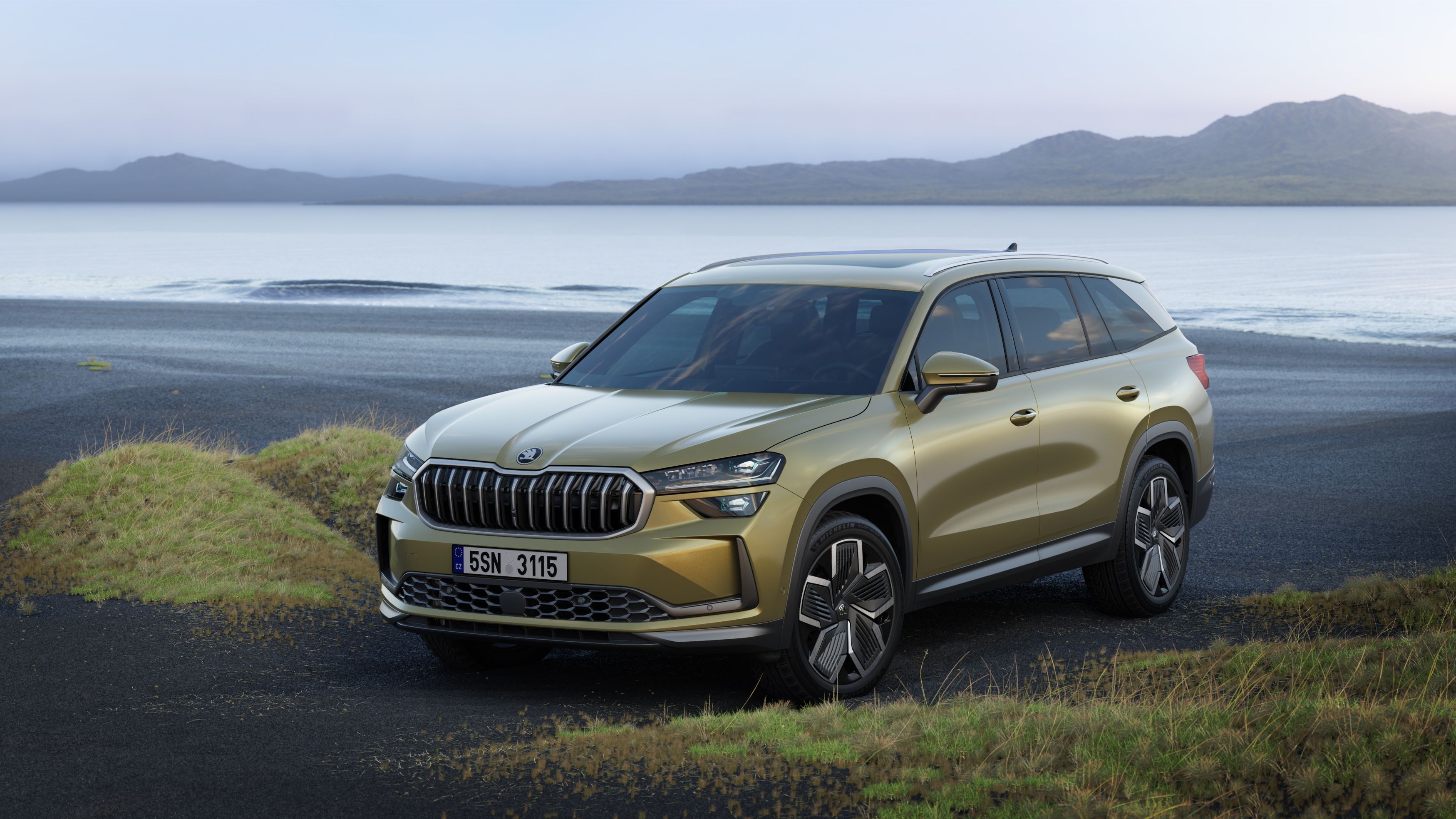 Skoda a prezentat noul Kodiaq, iar best-sellerul cehilor este mai mare și mai eficient