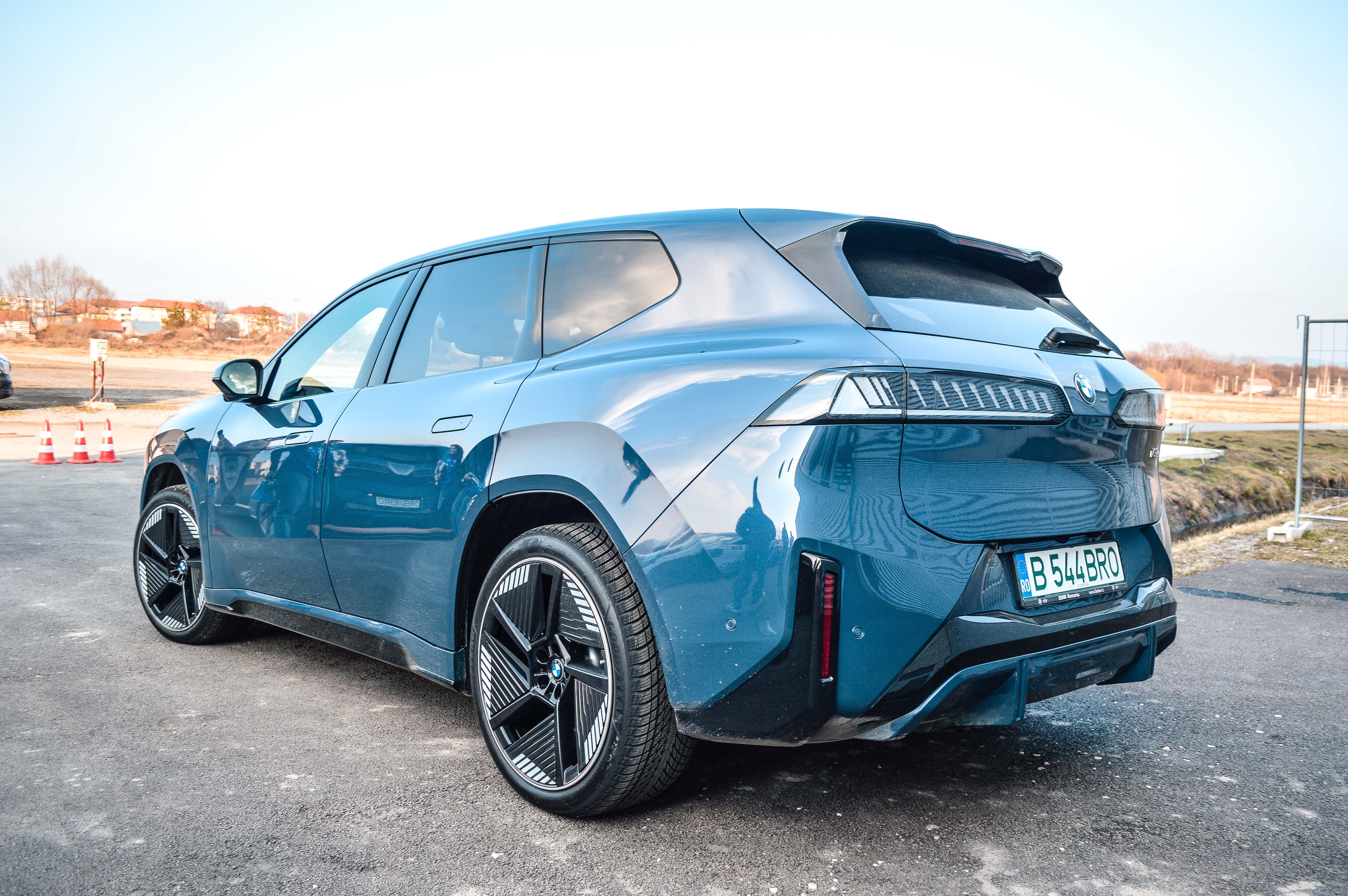 Prim contact cu BMW iX3: La volanul ‘Noii Clase’ de modele ale bavarezilor - Poza 9