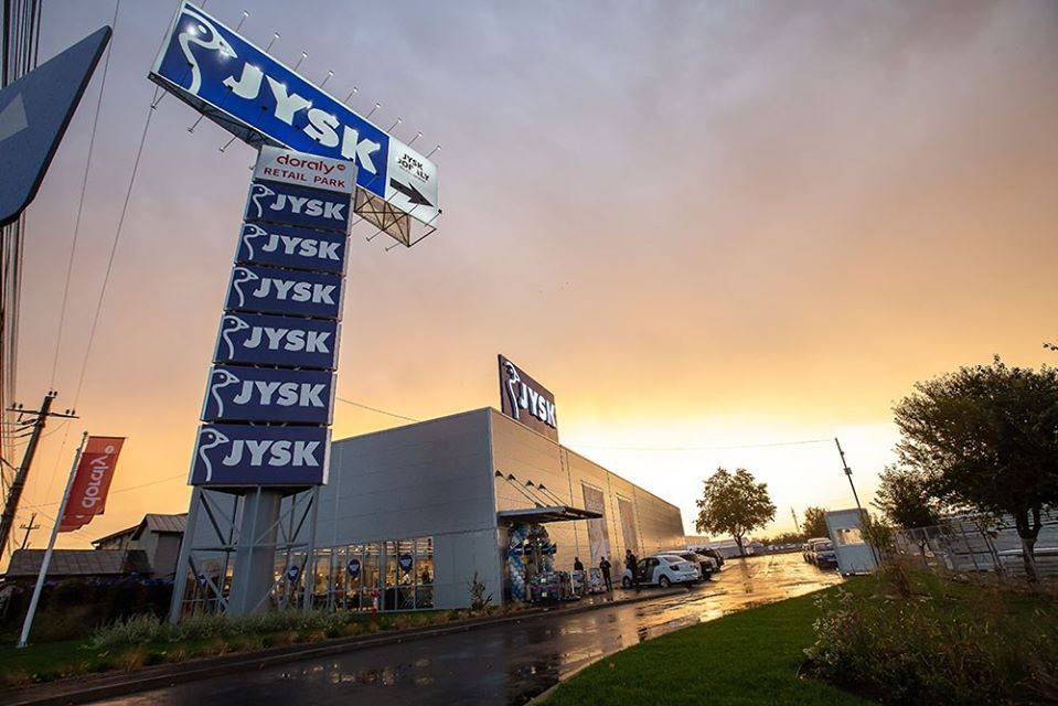 JYSK mai deschide trei magazine în România, la final de vară. Unde vor fi inaugurate