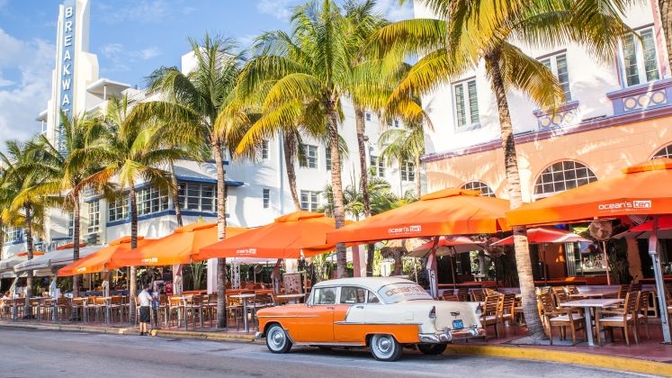 Bitcoin castiga teren si in real estate: agentii imobiliari din Miami si Manhattan si-au convins clientii sa accepte si moneda virtuala