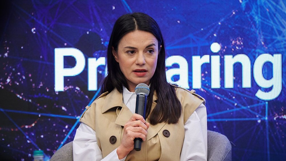 Alina Ștefan, CEO Salarium: 70% dintre români nu se ajung cu banii de la un salariu la altul, dar ne e rușine, nu vrem să se știe că avem probleme financiare