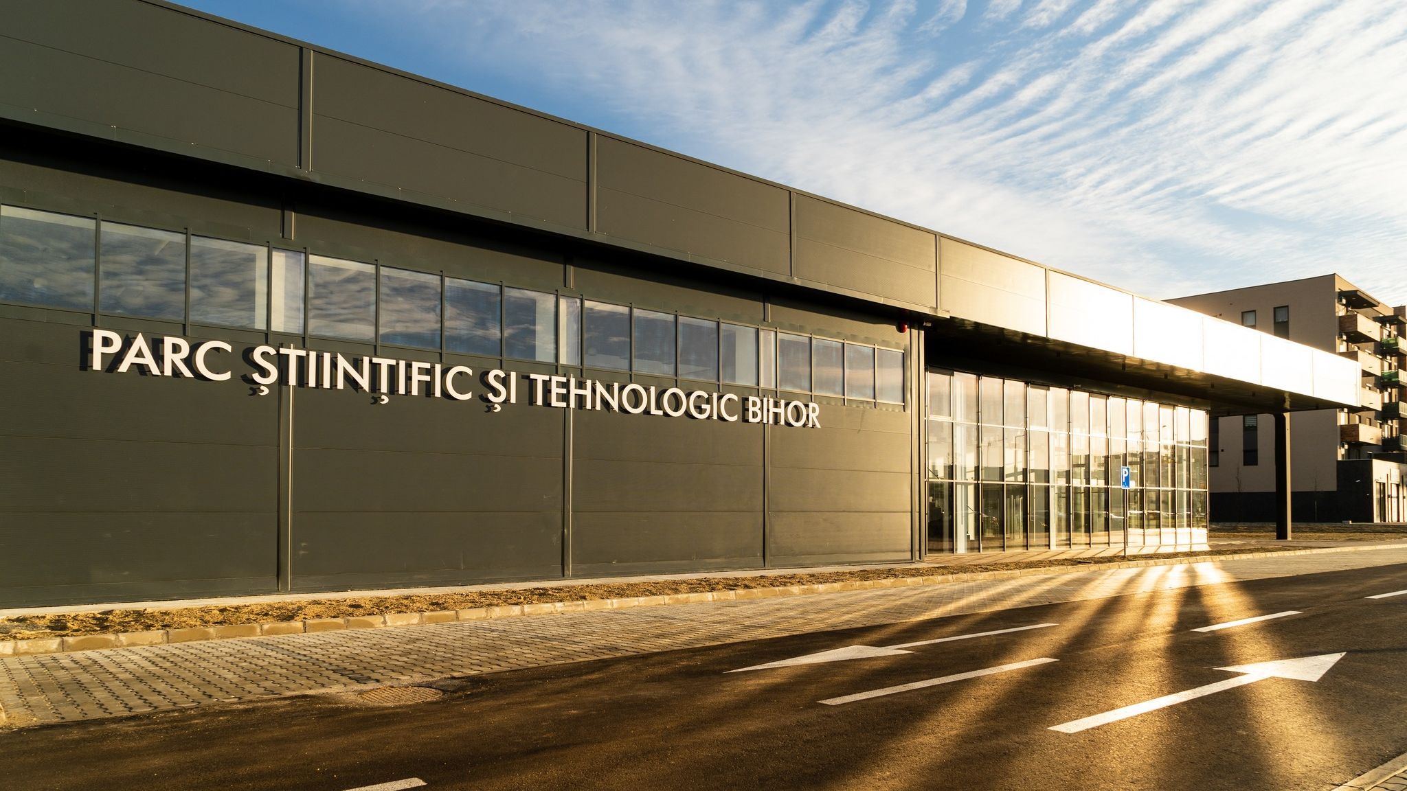 FOTO: Cum arată cel mai nou Parc Ştiinţific şi Tehnologic din Oradea, făcut 100% din bani europeni