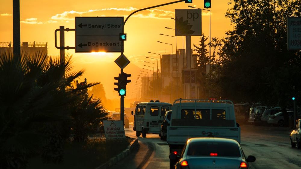 Accident rutier cu un microbuz, în Turcia: nouă turiști români au fost răniți