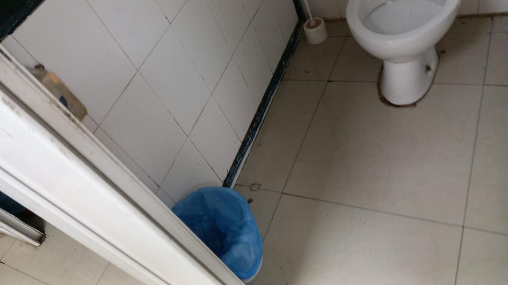 [FOTO] Piedone, în razie la Gara de Nord. Au fost închise majoritatea magazinelor - Imagine 20