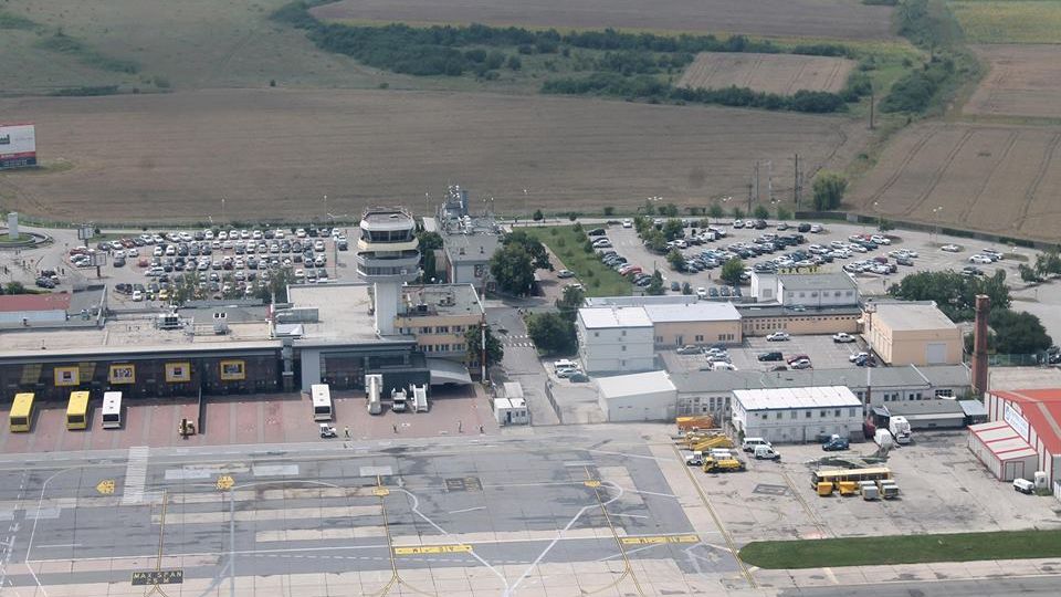 Aeroportul Timisoara cumpara echipament pentru controlul de securitate in valoare de 53 de milioane de lei