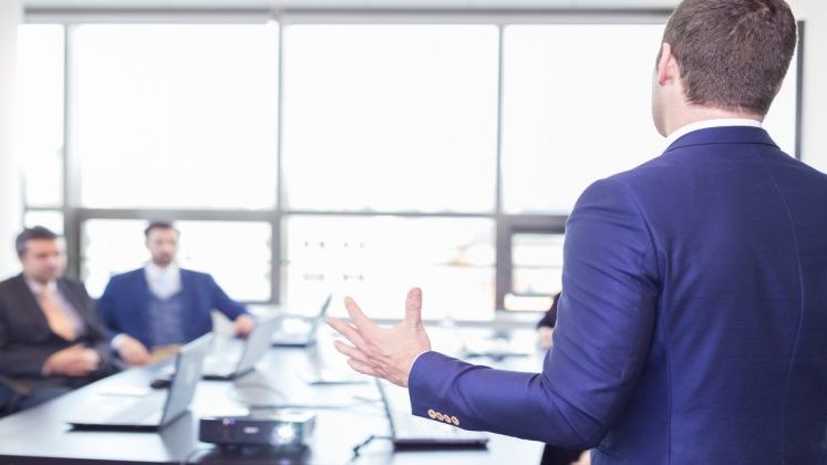 Seful Fiscului a anuntat ca va avea consultari lunare cu oamenii de afaceri