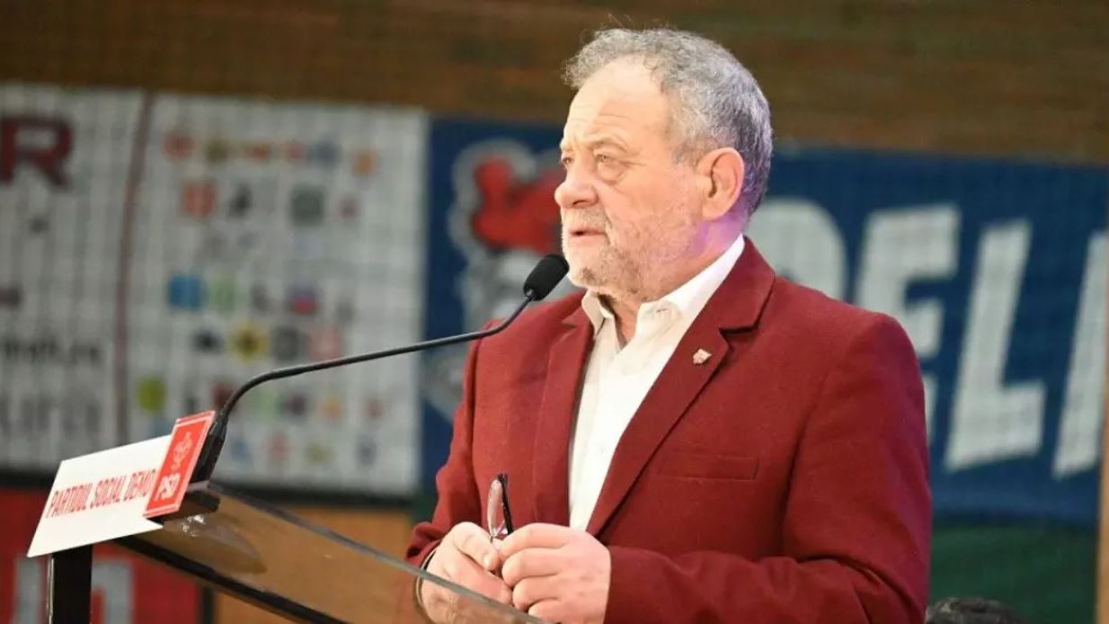 Dumitru Buzatu, fostul baron PSD a fost adus la Curtea de Apel Iaşi. Judecătorii decid dacă îl lasă în libertate sau nu