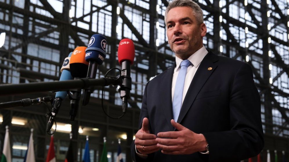 Încă un aspect la care se opune cancelarul austriac: Karl Nehammer nu vrea proceduri accelerate de aderare la UE pentru Ucraina și Republica Moldova