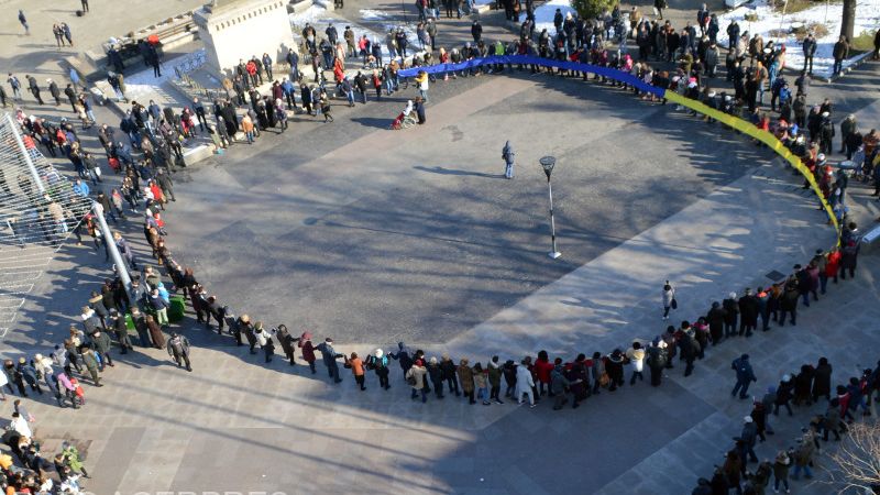 Ziua Unirii, sarbatorita in doua locuri diferite in Focsani, pentru ca autoritatile nu s-au inteles
