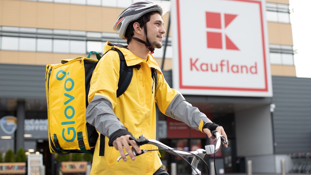 Aplicația de servicii de livrare rapidă Glovo se extinde în Târgu Mureș și Alba Iulia