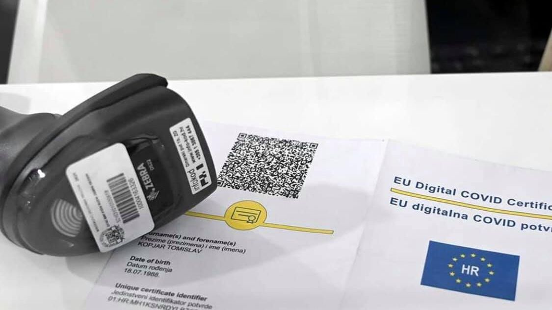 Dr. Adrian Marinescu: Pașaportul de vaccinare ar putea funcționa și în România