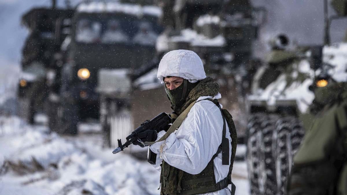 Rusia a început manevre militare în Arctica. Zona este vitală pentru economia lui Putin