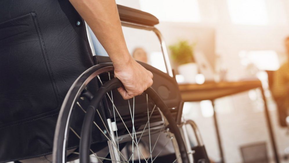 Rateurile Consiliului de Monitorizare, care ar trebui sa apere persoanele cu dizabilitati