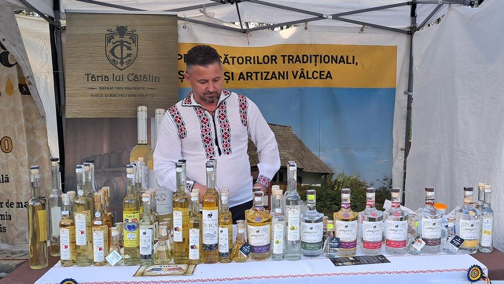 Ciolacu a renunțat la închiderea supermarketurilor în weekend, dar unii producători locali își doresc în continuare acest lucru