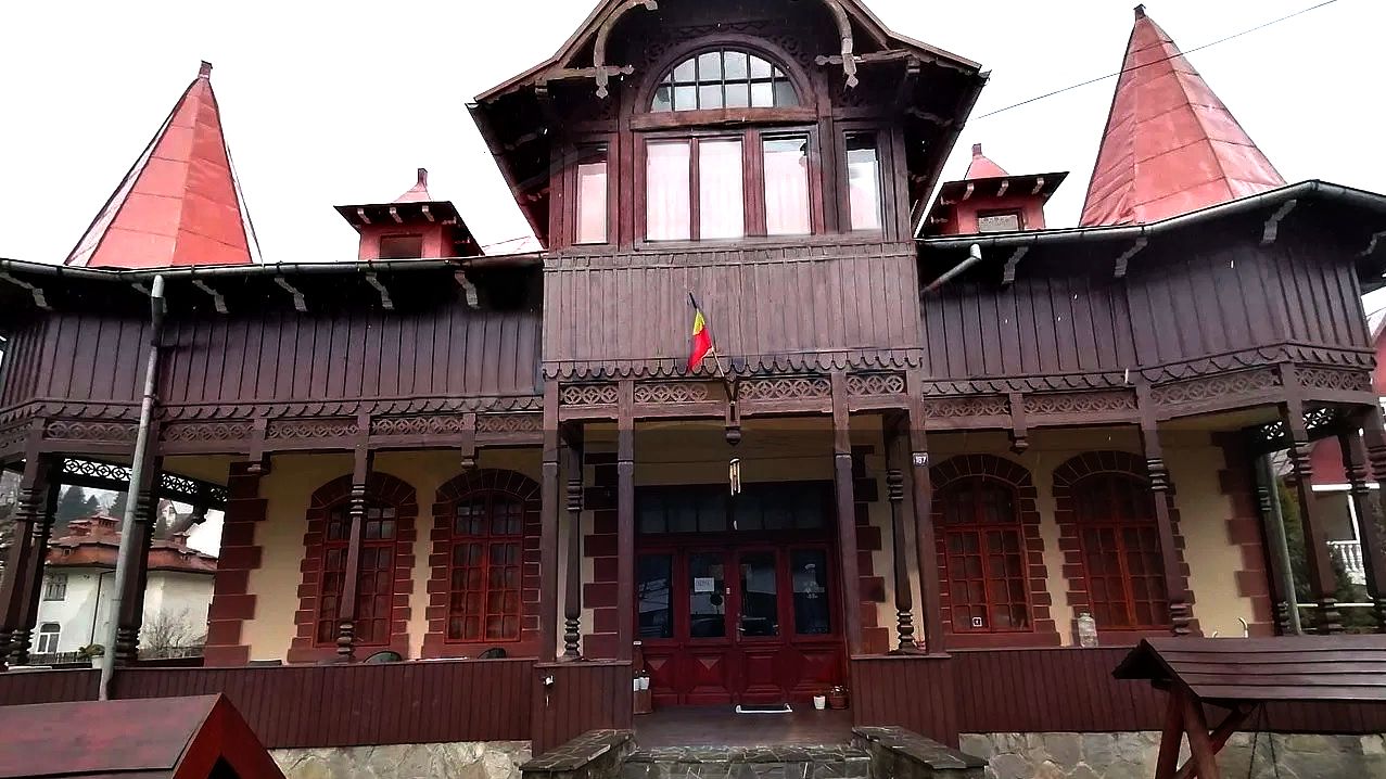 Vilă a familiei Ghica, conacul lui Bibescu și alte 3 conace boierești, scoase la vânzare pentru 3,8 milioane de euro