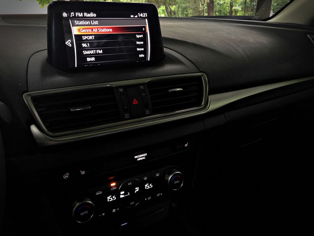 Mazda3 sedan facelift - Imagine 17