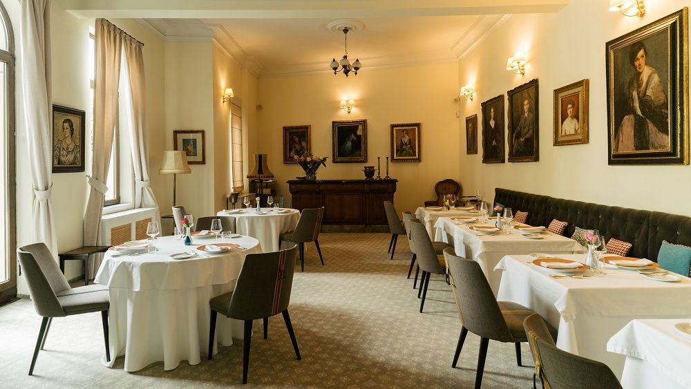 Restaurantul Le Bistrot Français din București deschide o braserie și o galerie de artă modernă