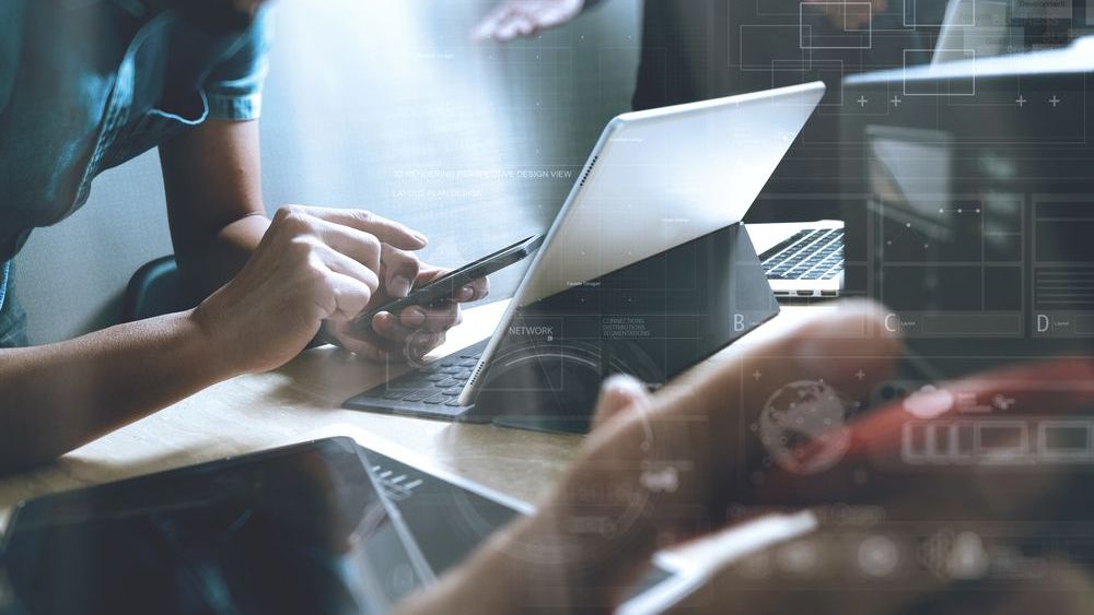 Se schimbă recrutarea în 2026. Candidații își găsesc mai ușor joburi în startup-uri și IMM-uri decât în corporații