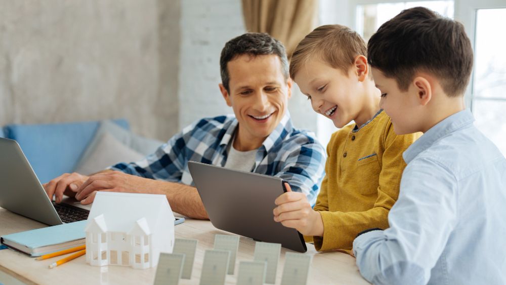 Moștenire inteligentă: 5 clase de active care vor garanta libertatea financiară a copilului tău