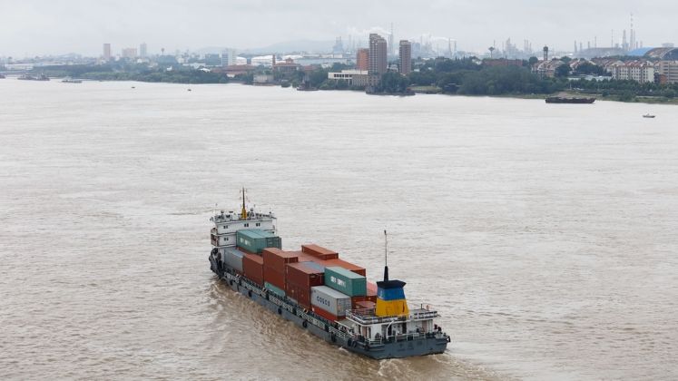Indonezia redenumeste o parte a Marii Chinei de Sud "Marea Natuna de Nord", dar China critica hotararea