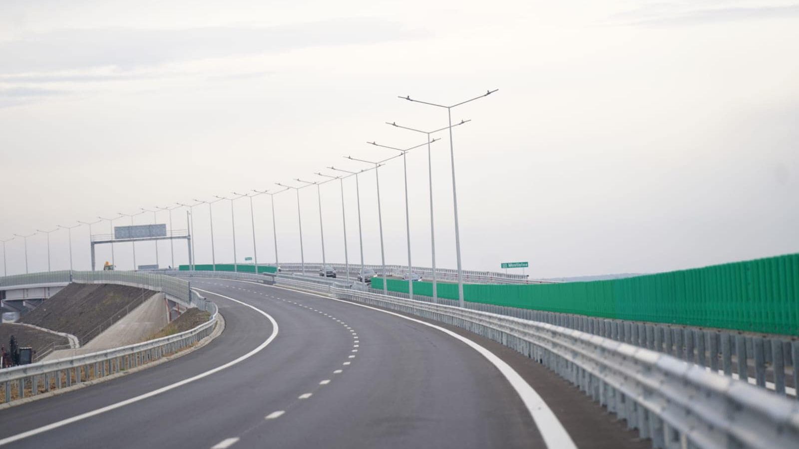 Grindeanu promite 100 de kilometri noi de autostradă și drum expres până la sfârșitul anului 2023. Până la 1 decembrie nu se circula nici pe 25 km