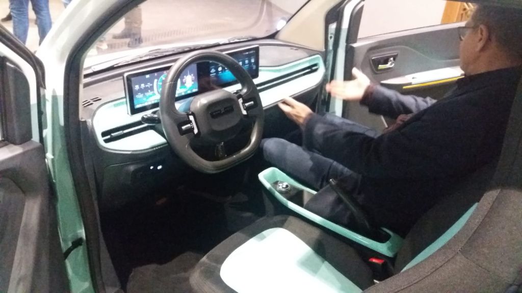 GALERIE FOTO | Allview a prezentat primul său model electric ce poate fi condus de la 16 ani - Imagine 14