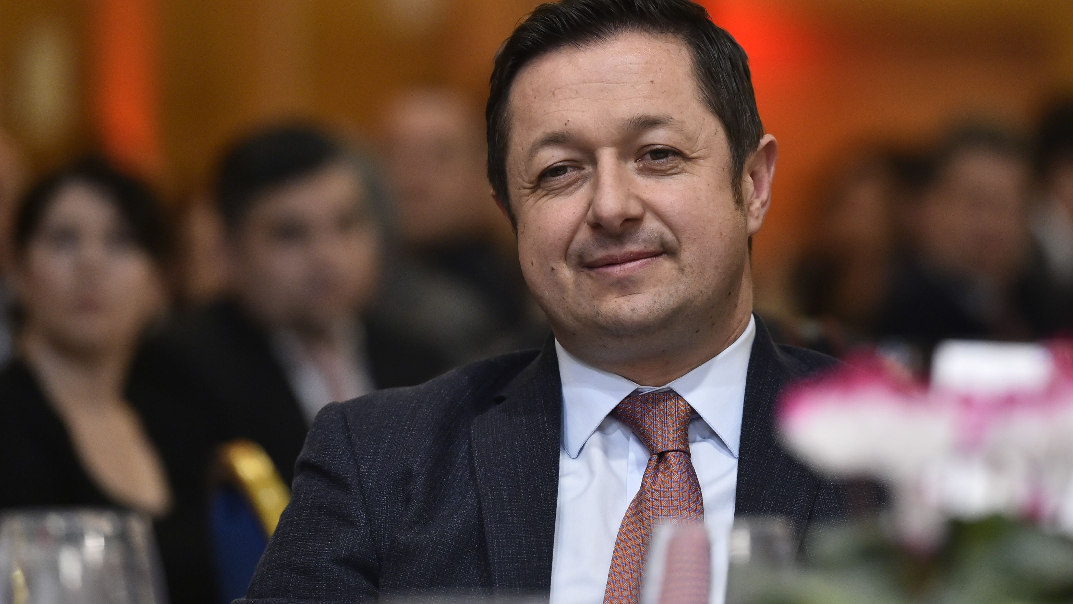 Ministrul Tineretului si Sportului a anuntat ca se retrage din Guvern