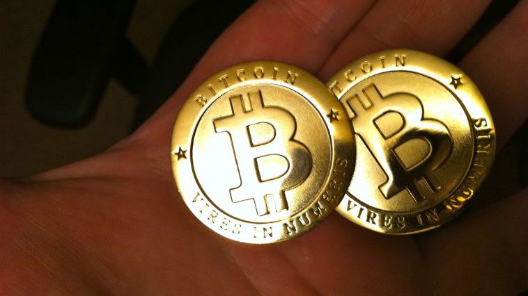 Romanii pot cumpara masini si vacante platind cu Bitcoin sau portofelul digital mobilPay Wallet