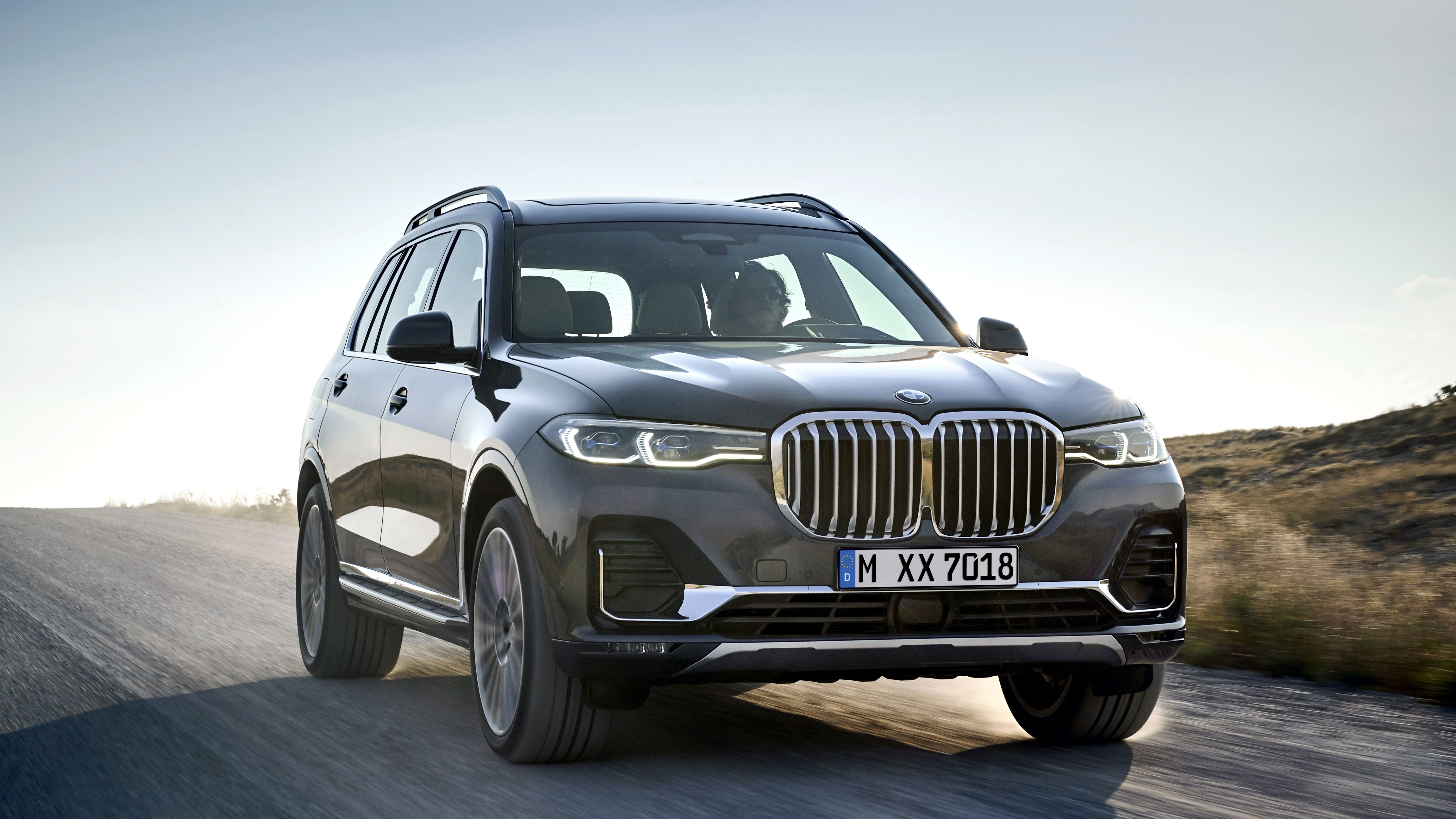BMW X7 ajunge in martie 2019 in Romania