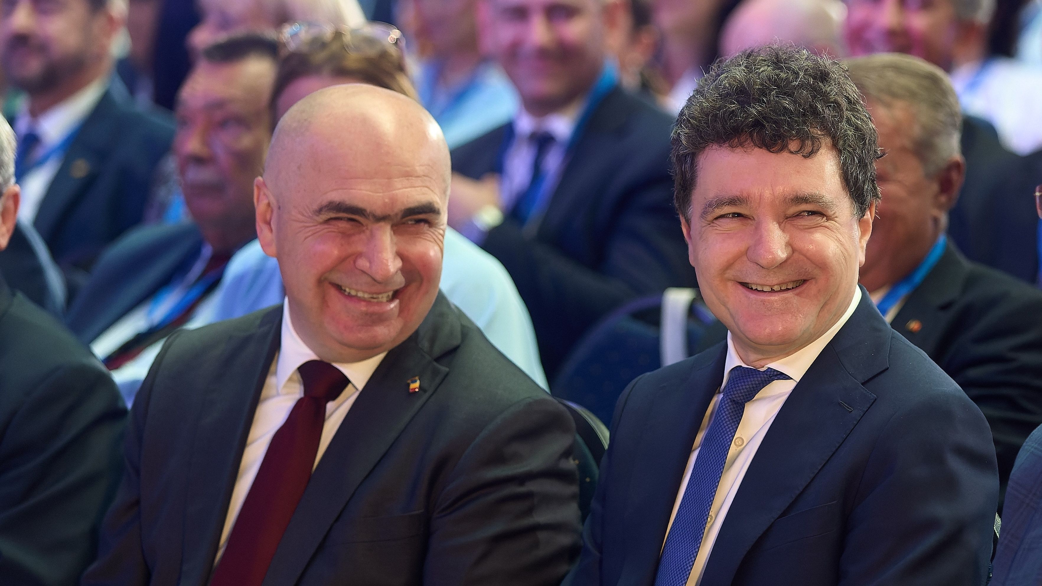 SURSE: Negocieri cu scandal la Cotroceni. Nicușor Dan atacă PNL: "De marţi până azi, şi-a schimbat poziţia"