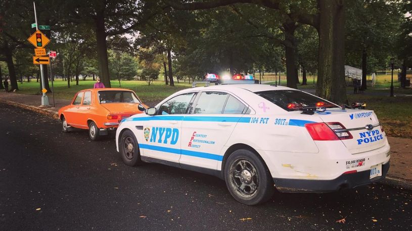 O Dacie 1300 a fost trasa pe dreapta in New York. Ce au constat politistii!