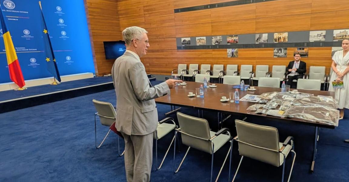 Țoiu i-a pus în față resturi de dronă ambasadorului rus convocat la MAE. Un diplomat rus, trimis înapoi la Moscova