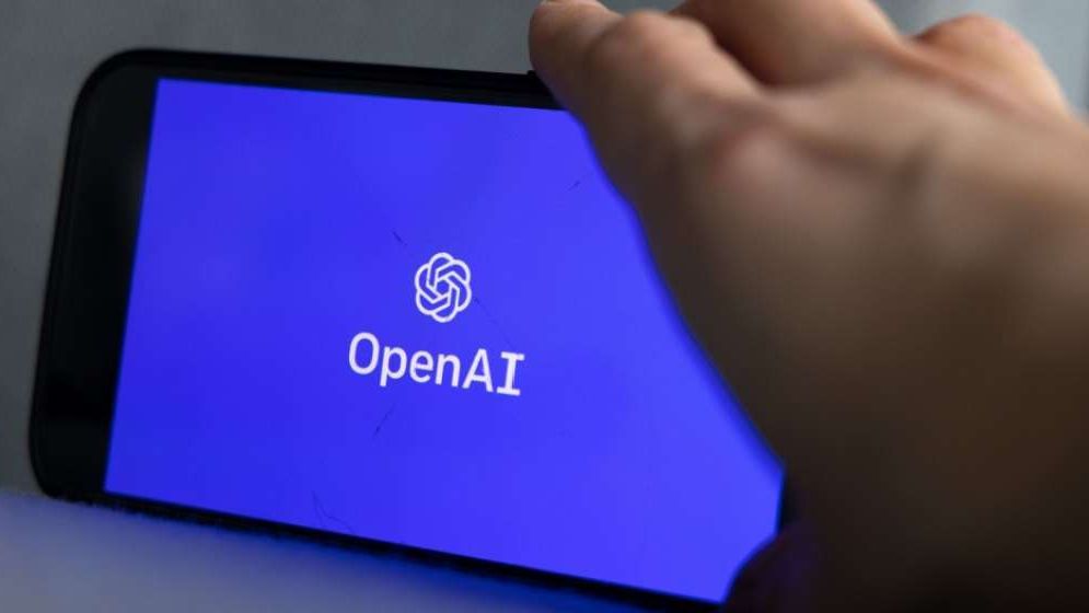 Inteligența artificială învață să evalueze oamenii. AI poate dezvolta forme de „încredere”, dar și prejudecăți mai puternice decât oamenii
