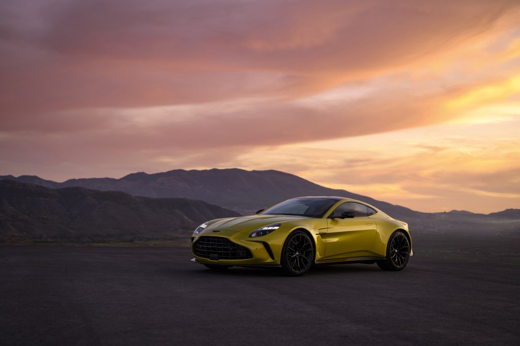GALERIE FOTO | Aston Martin Vantage a primit un facelift - Imagine 8