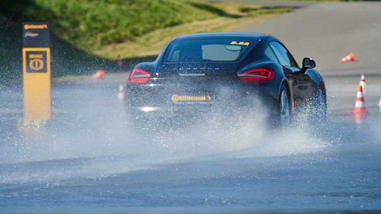 (P) Continental isi extinde gama de anvelope de vara