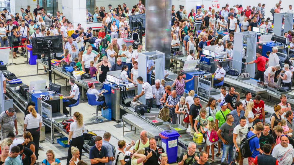 Topul celor mai proaste ZECE aeroporturi din lume. Otopeni, la polul opus: pe ce loc se află