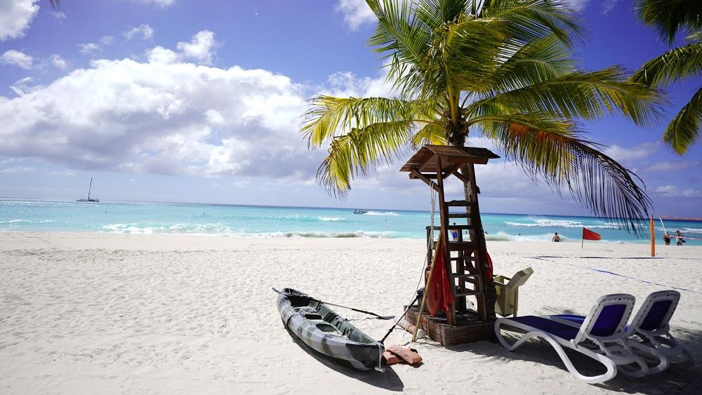 Românii caută tot mai mult destinațiile exotice, iar vara anului 2024 nu face excepție. Thailanda, insulele Mauritius, destinații la ordinea zilei