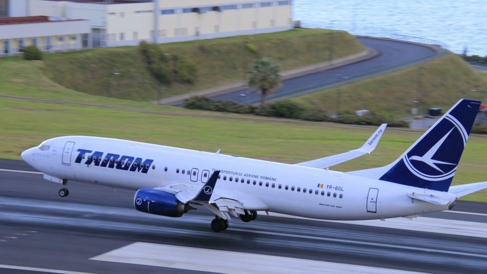 TAROM introduce noi oferte de ultim moment - 19 zboruri la prețuri reduse