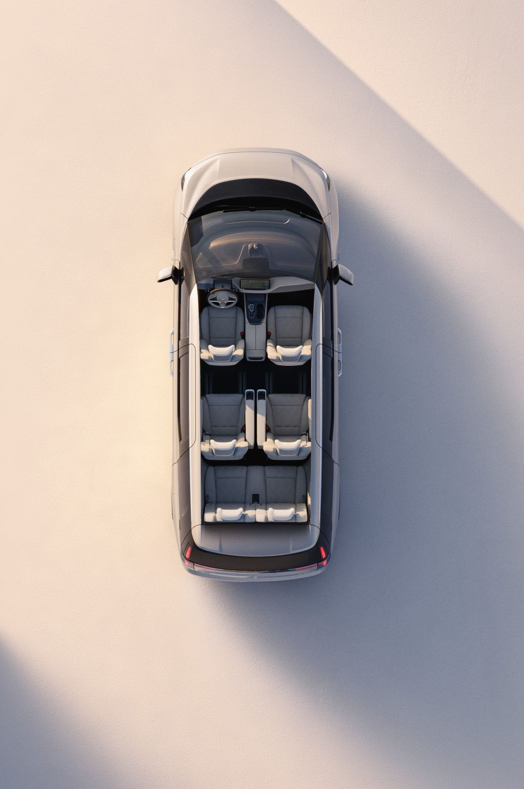 GALERIE FOTO | Cum arată primul monovolum Volvo din istorie - Imagine 6