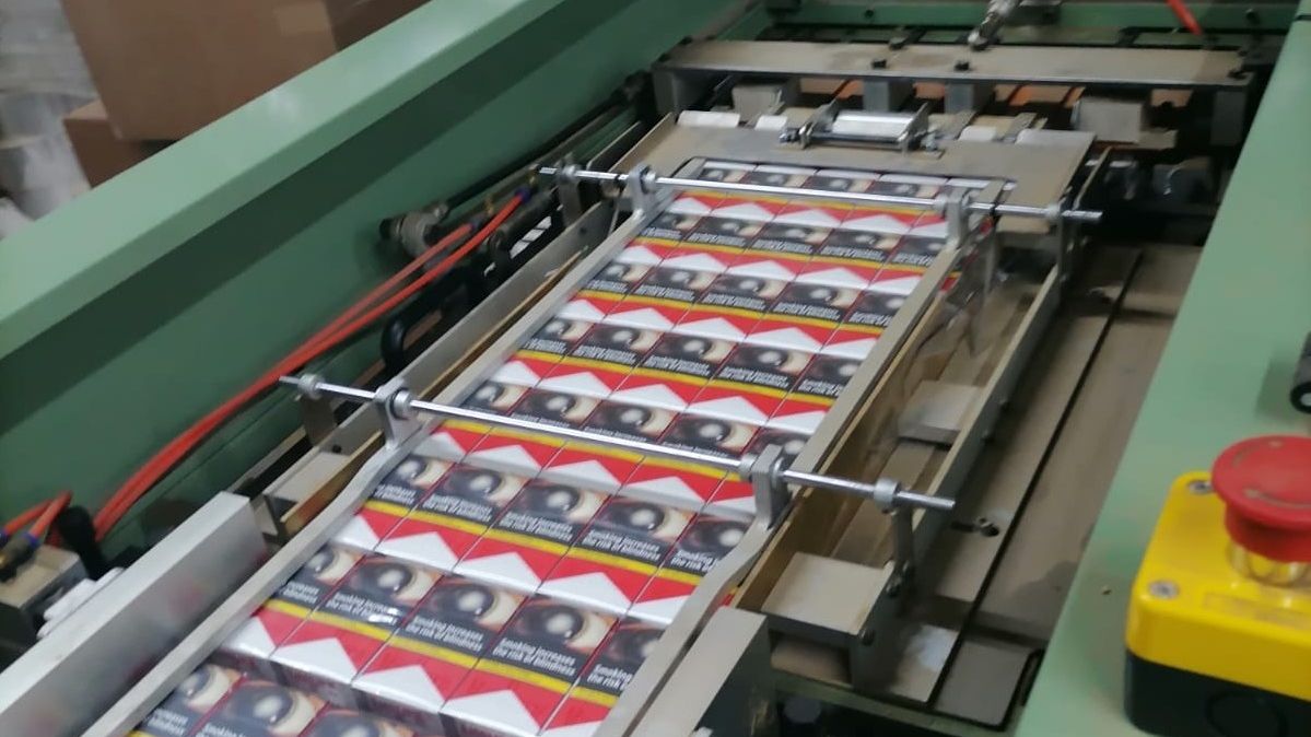 O altă formă de cooperare româno-ucraineană: fabrică clandestină de țigări, la Iași