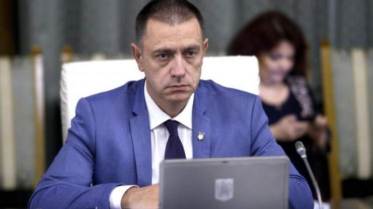 Inca o gafa a Guvernului Dancila. Ministrul Apararii: Romania are in baza militara de la Deveselu rachete balistice
