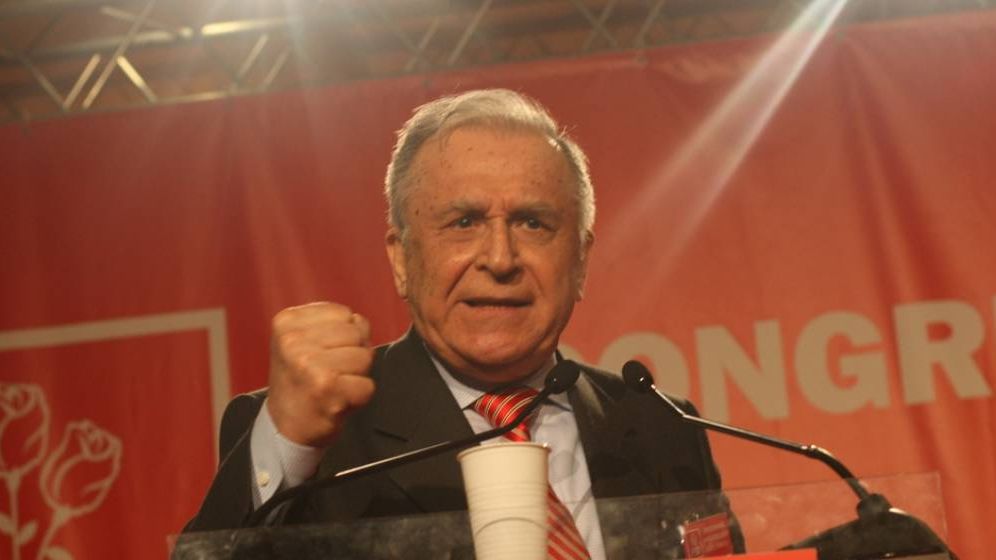 BREAKING NEWS: Fostul președinte Ion Iliescu, internat la terapie intensivă