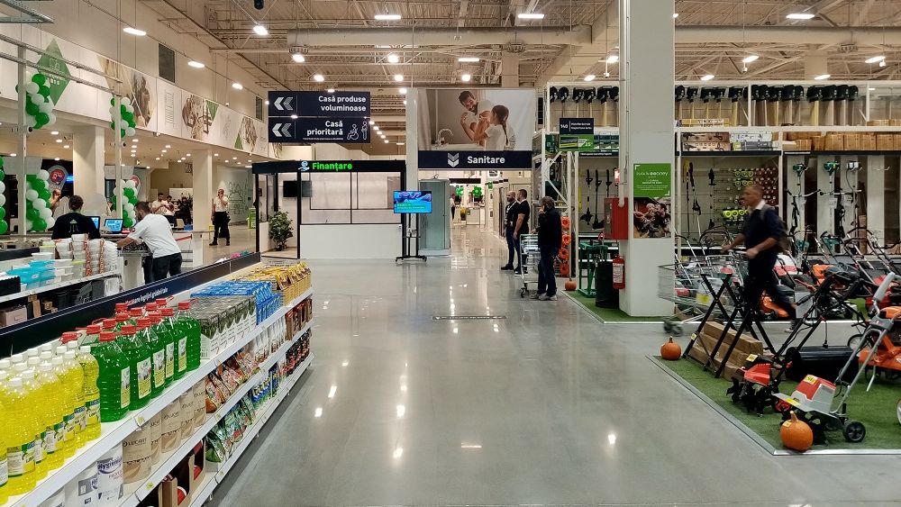 FOTO | Leroy Merlin reîncărcat. Cum arată magazinul Colosseum după o remodelare de un an și peste 3,5 mil. euro investiți