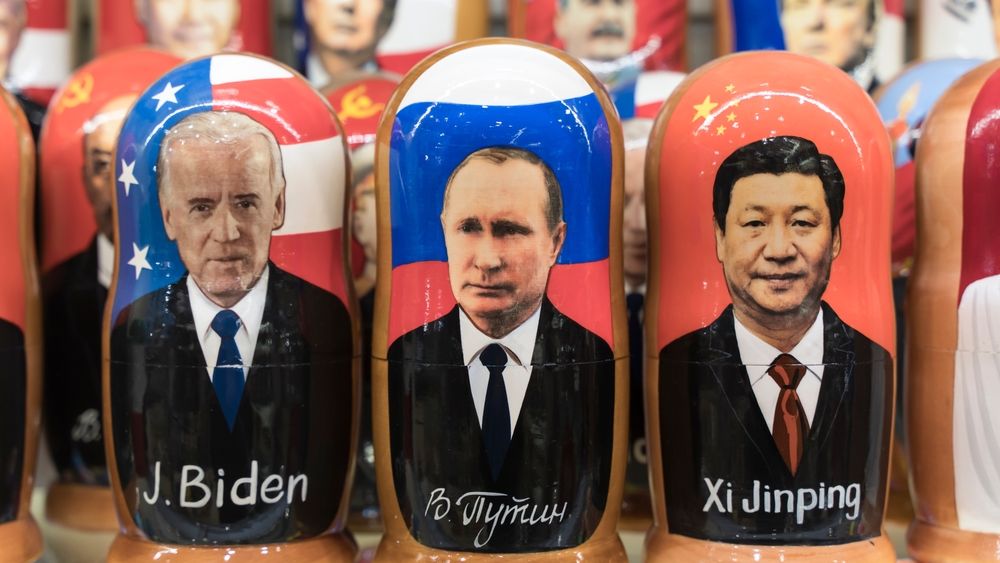Şeful diplomaţiei chineze: Washingtonul „toarnă gaz pe foc”