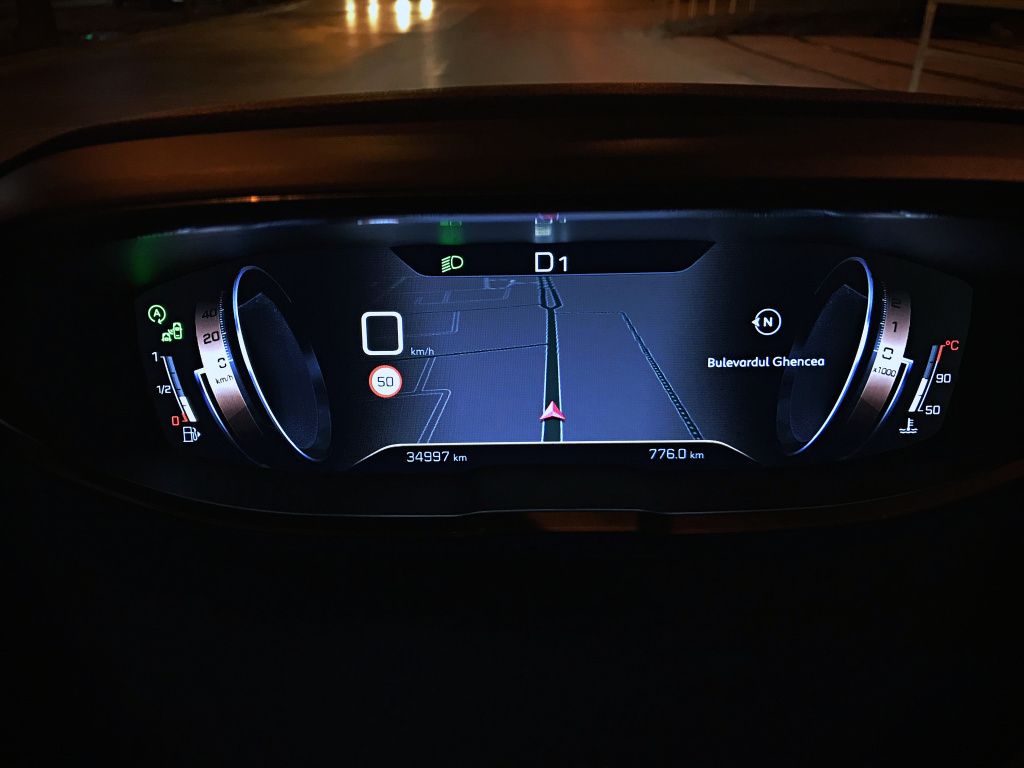 Peugeot 5008 - Imagine 34