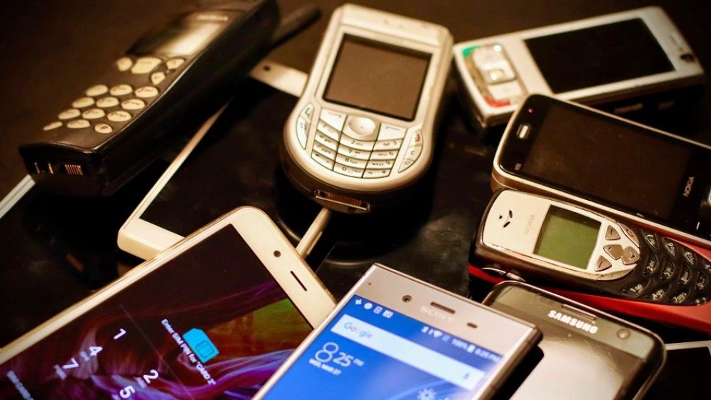 AFI Cotroceni lansează o campanie prin care poți dona telefoanele sau tabletele vechi
